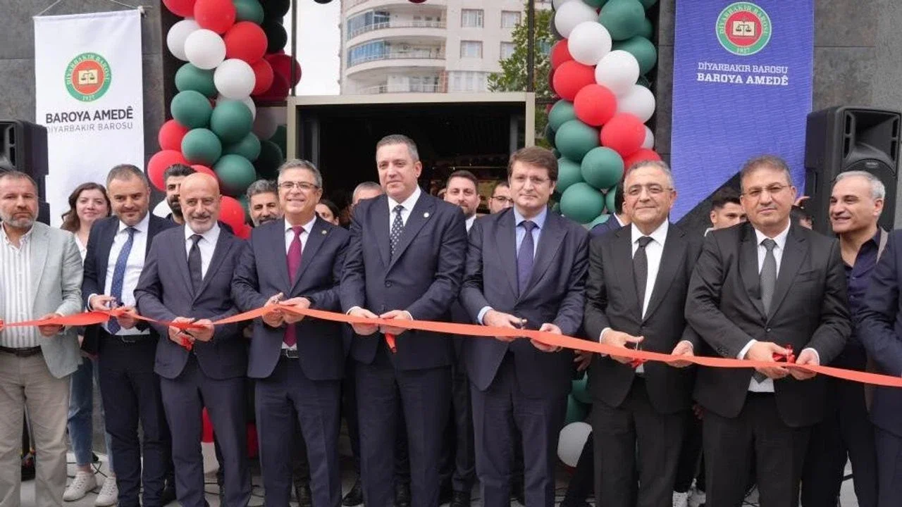 Diyarbakır Barosu Tahir Elçi Hizmet Binası Açıldı